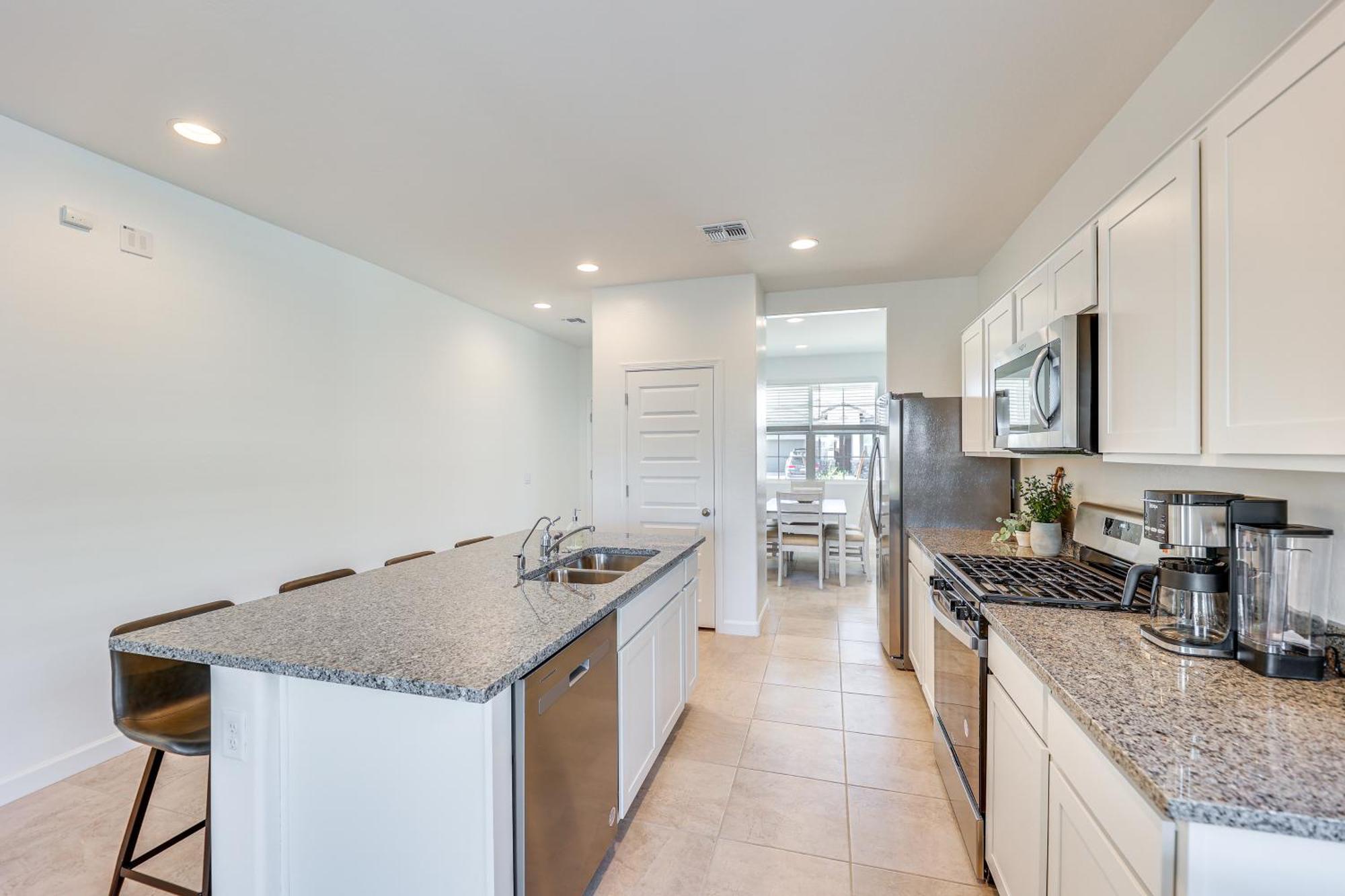 Maricopa Home With Putting Green And Covered Patio! Luaran gambar