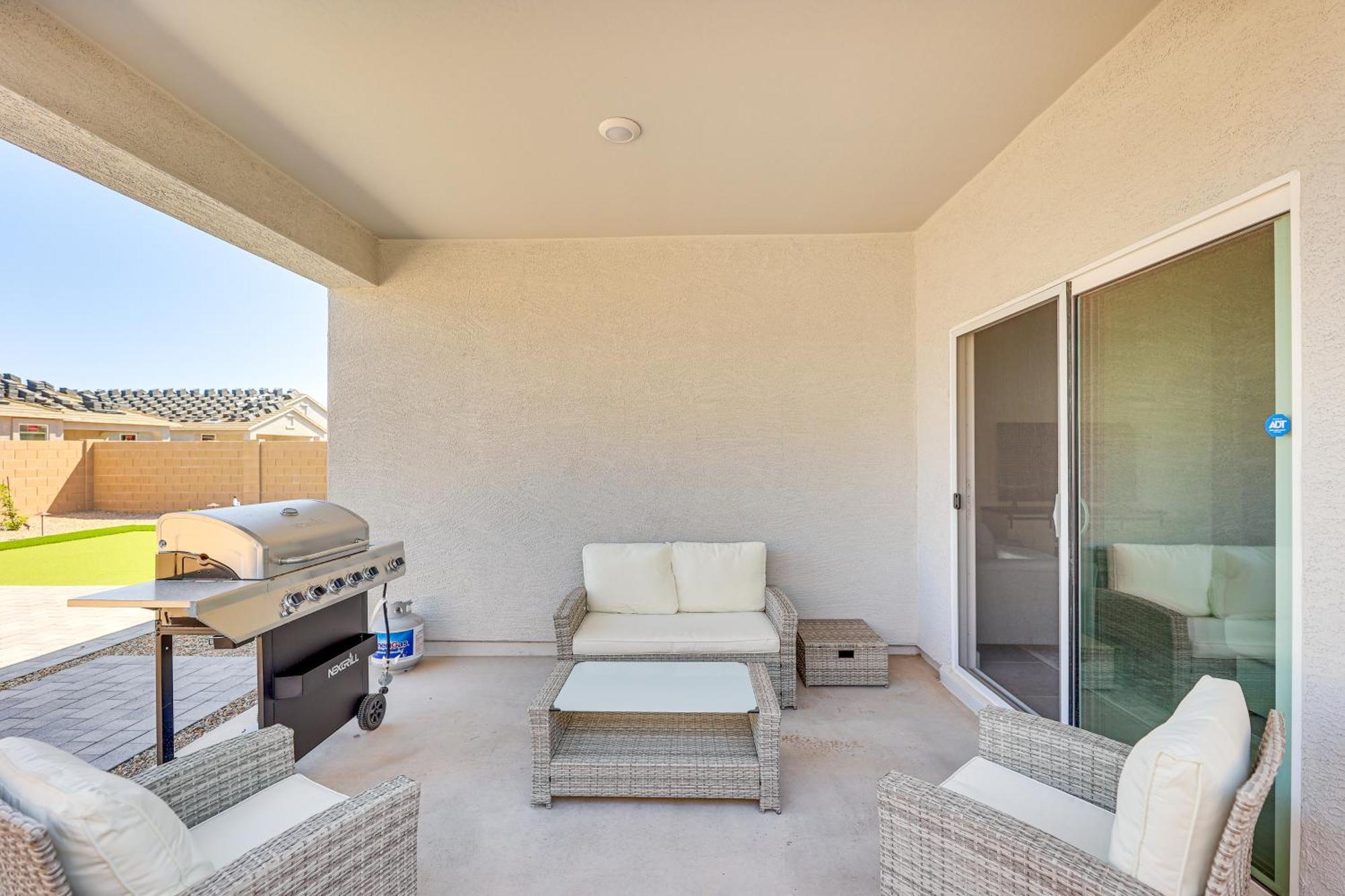 Maricopa Home With Putting Green And Covered Patio! Luaran gambar